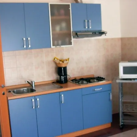 Irena * 普莱曼图拉